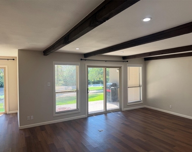 224 Lido St - Photo Thumbnail 3