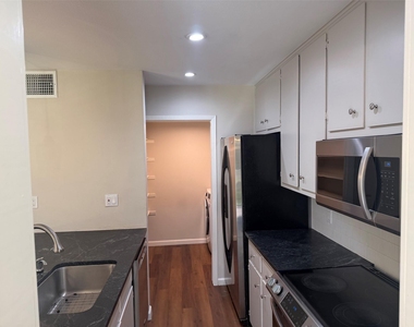 224 Lido St - Photo Thumbnail 2