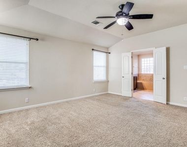 11628 Yeadon Way - Photo Thumbnail 15