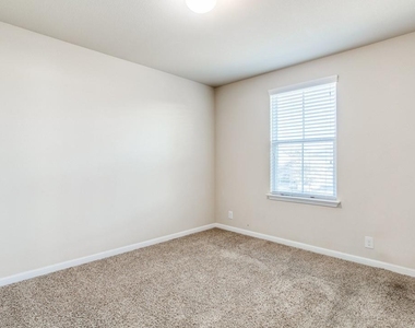 11628 Yeadon Way - Photo Thumbnail 21
