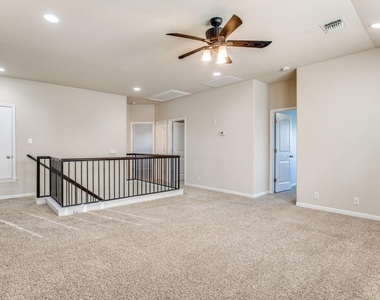 11628 Yeadon Way - Photo Thumbnail 8