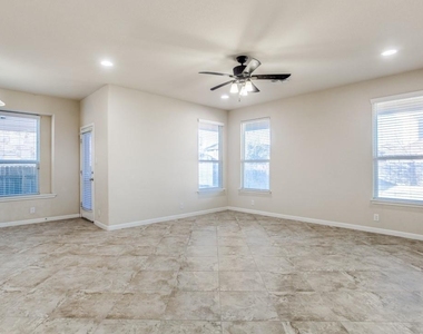 11628 Yeadon Way - Photo Thumbnail 10