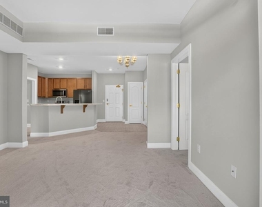 3000 Fountainview Circle - Photo Thumbnail 28
