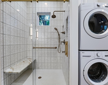 317 Highland Spring Ln - Photo Thumbnail 28