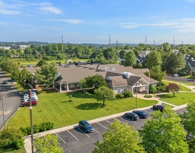 3000 Fountainview Circle - Photo Thumbnail 30
