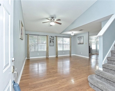 10614 Marias River Dr - Photo Thumbnail 5