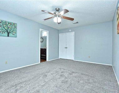 10614 Marias River Dr - Photo Thumbnail 17