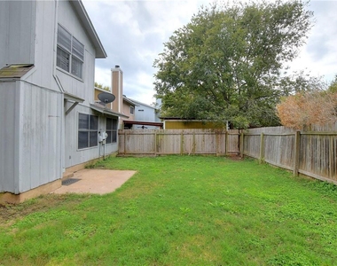 10614 Marias River Dr - Photo Thumbnail 29