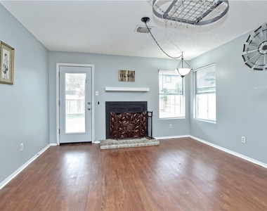 10614 Marias River Dr - Photo Thumbnail 10