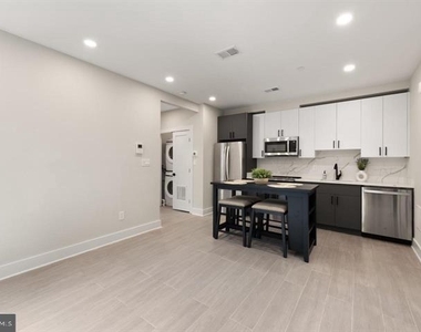 2209 M Street Ne - Photo Thumbnail 10