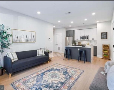 2209 M Street Ne - Photo Thumbnail 5