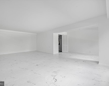 4201 Cathedral Avenue Nw - Photo Thumbnail 37