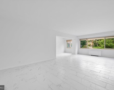 4201 Cathedral Avenue Nw - Photo Thumbnail 30