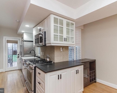 2321 17th Street Nw - Photo Thumbnail 7