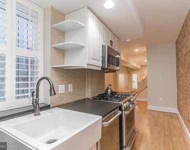 2321 17th Street Nw - Photo Thumbnail 8