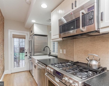 2321 17th Street Nw - Photo Thumbnail 9