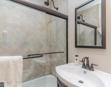 2321 17th Street Nw - Photo Thumbnail 15