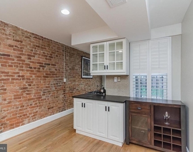 2321 17th Street Nw - Photo Thumbnail 6