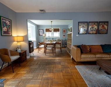1446 Montana Avenue Ne - Photo Thumbnail 4