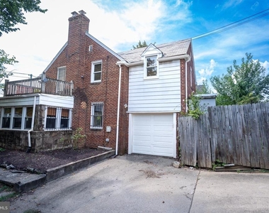 1446 Montana Avenue Ne - Photo Thumbnail 24