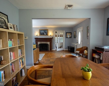 1446 Montana Avenue Ne - Photo Thumbnail 6