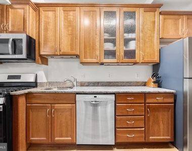 1930 37th Street Nw - Photo Thumbnail 8