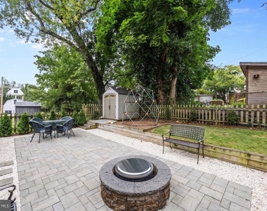 1930 37th Street Nw - Photo Thumbnail 36