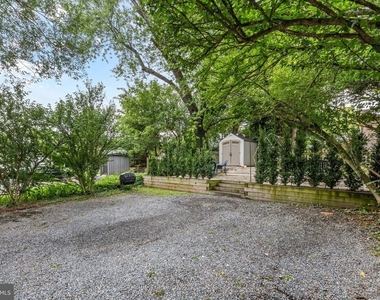 1930 37th Street Nw - Photo Thumbnail 38
