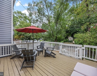 1930 37th Street Nw - Photo Thumbnail 30