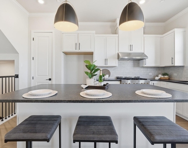 233 John Webster St - Photo Thumbnail 6