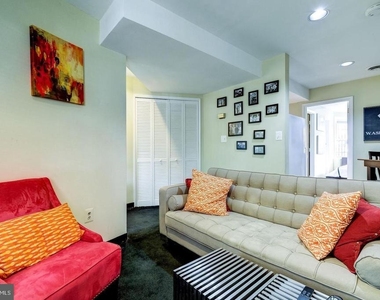 1804 Vermont Avenue Nw - Photo Thumbnail 2