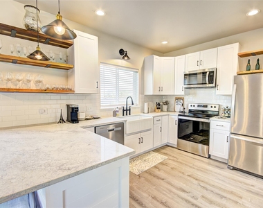 108 Little Ranches Rd - Photo Thumbnail 5