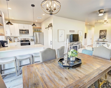 108 Little Ranches Rd - Photo Thumbnail 4