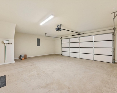 245 John Webster St - Photo Thumbnail 16