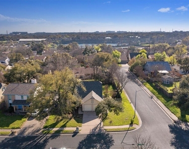 4303 Steve Scarbrough Dr - Photo Thumbnail 1