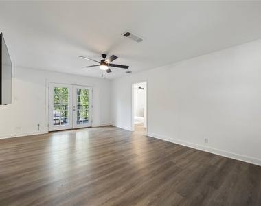 2509 Quarry Rd - Photo Thumbnail 10
