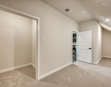 213 John Webster St - Photo Thumbnail 21