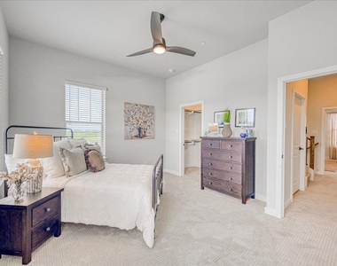 213 John Webster St - Photo Thumbnail 15