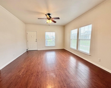 289 Heatherwood Dr - Photo Thumbnail 11