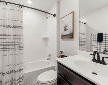 583 Taggart Trl - Photo Thumbnail 18