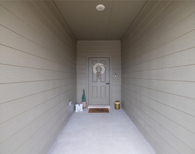 583 Taggart Trl - Photo Thumbnail 3