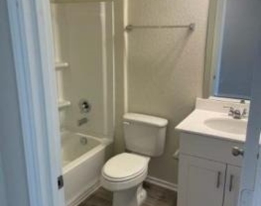 129 Se Onna St - Photo Thumbnail 10