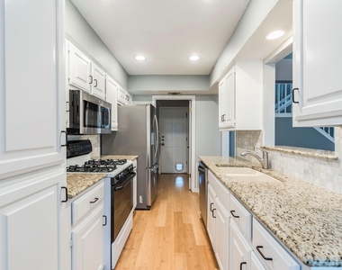 3214 Foster Ln - Photo Thumbnail 8