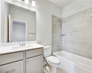 105 Danielson St - Photo Thumbnail 26