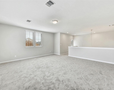 105 Danielson St - Photo Thumbnail 23