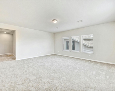 105 Danielson St - Photo Thumbnail 22