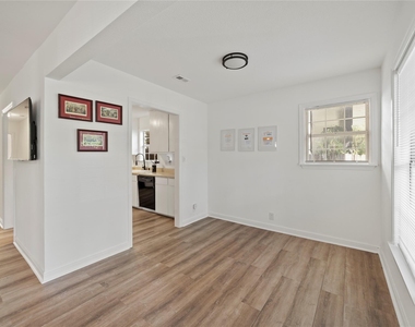 2509 Quarry Rd - Photo Thumbnail 11