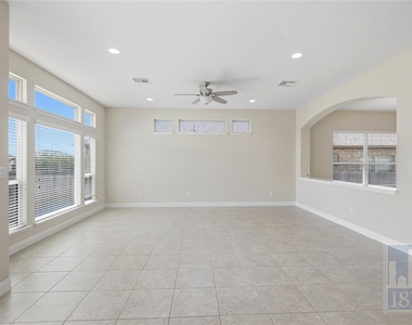 3805 Hidden Harbor Dr - Photo Thumbnail 3