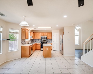 11116 Los Comancheros Rd - Photo Thumbnail 9