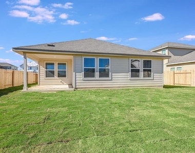 112 Capella Way - Photo Thumbnail 17